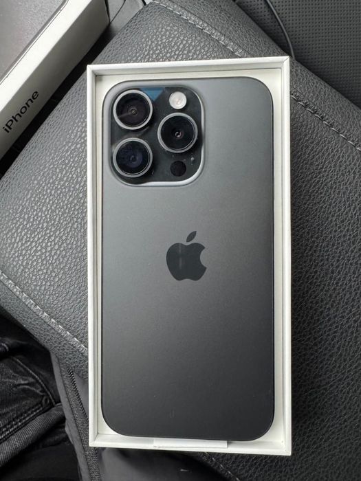 Продам iPhone 15 pro в отличном состоянии