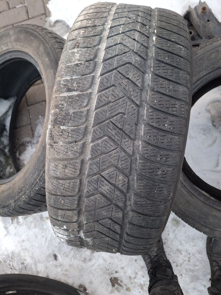 Продам шины Pirelli Scorpion (всесезонка)