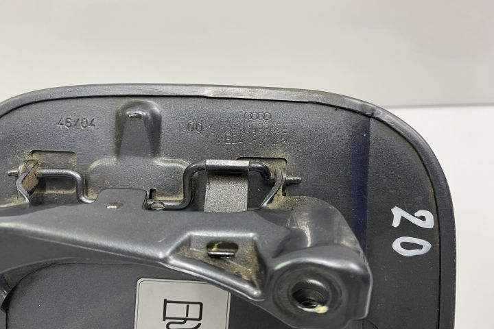 Usita  rezervor 8E0809905E / 8E0010376R Audi A4 B7