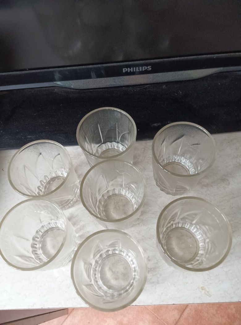 Стъклени чаши комплекти