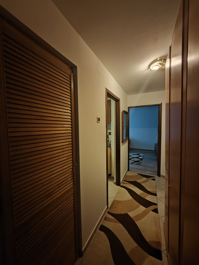 2 camere Gorjului