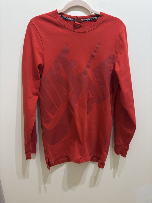 Дебела Туника на Найк