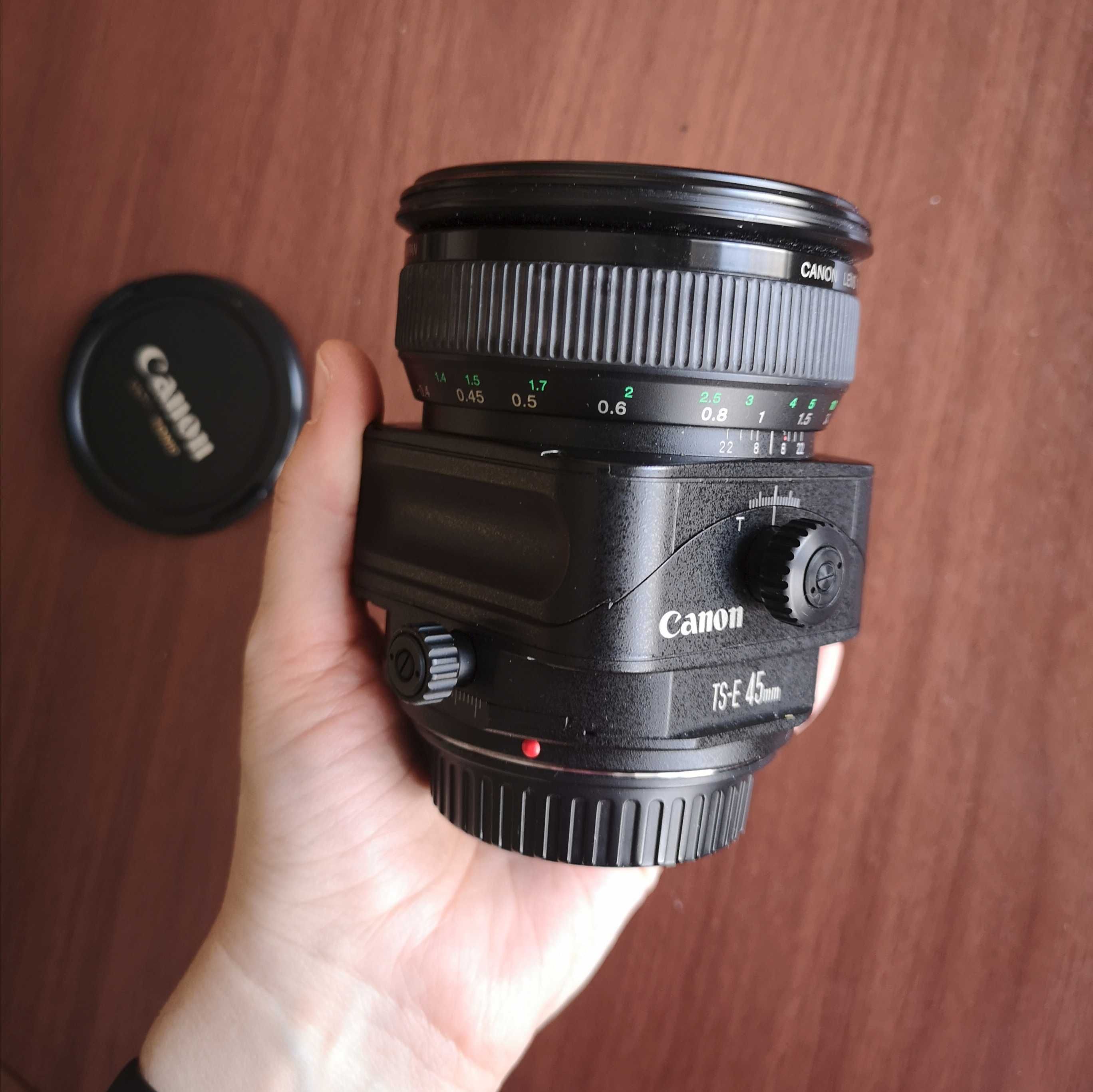 Canon TS-E 45mm f/2.8 tilt-shift