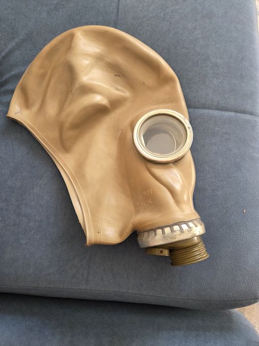 Противогаз желтый