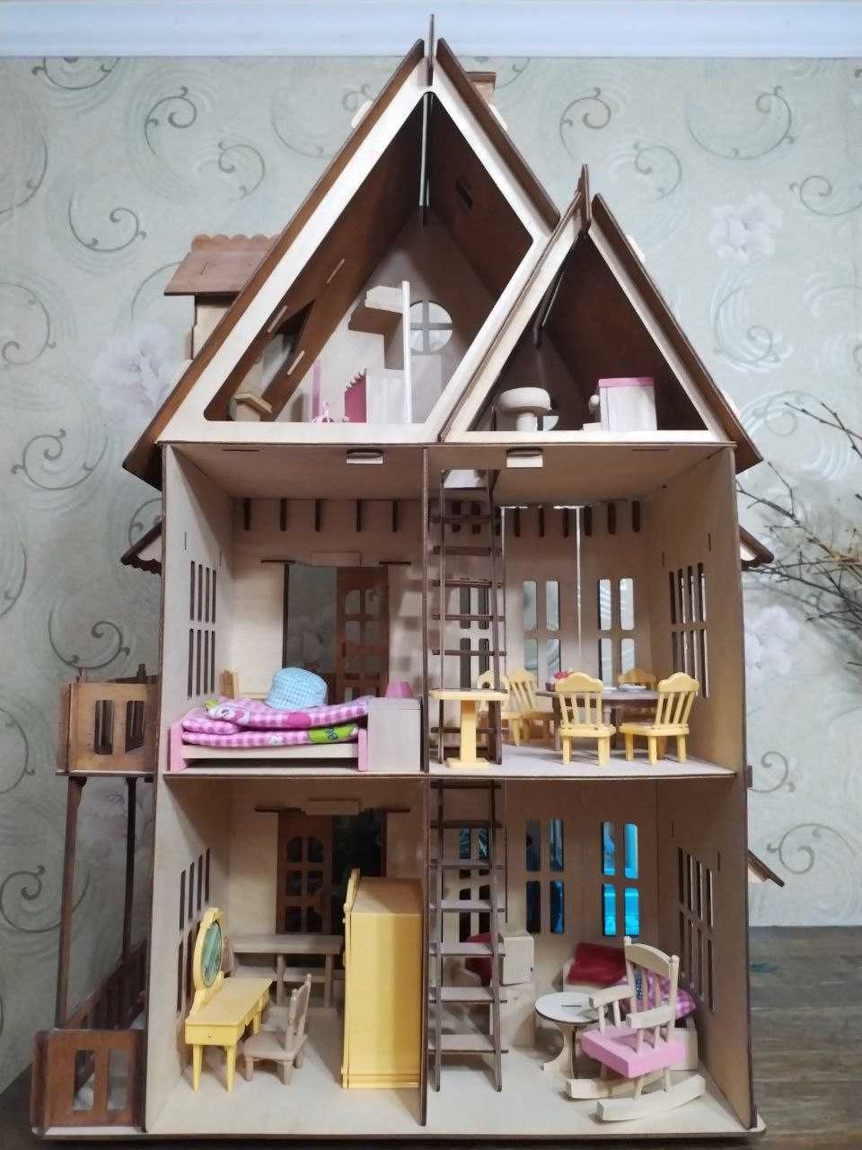 Деревянный кукольный дом! Большой.