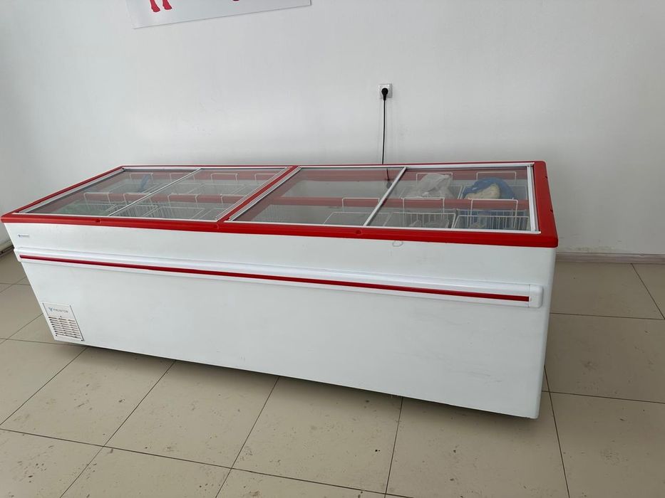 Продаётся морозильник и холодильник