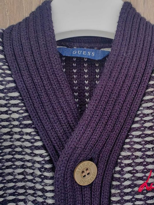 Сладурска бебешка жилетка Guesss