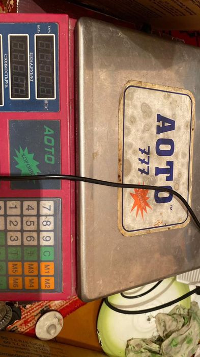 Продам б/у весы кухонные