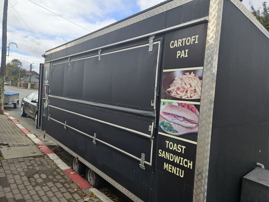 Vând rulotă comercială 6 metri