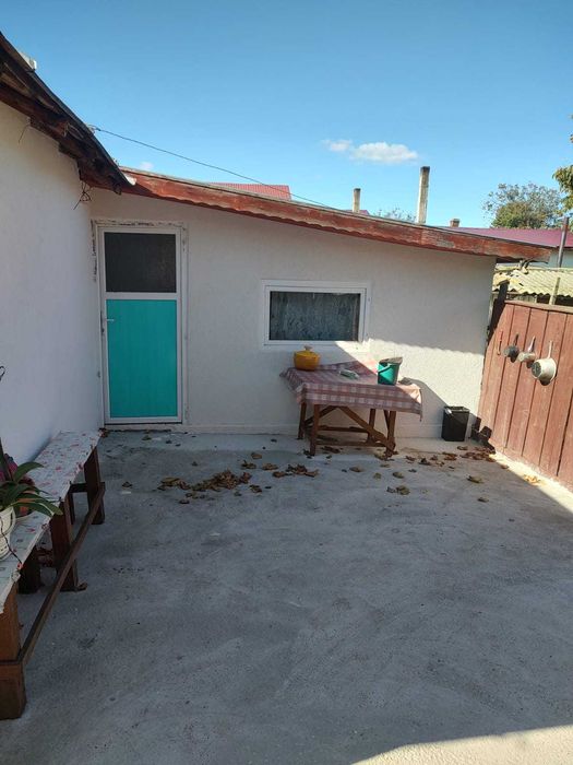 Casa de vanzare com. Cotesti