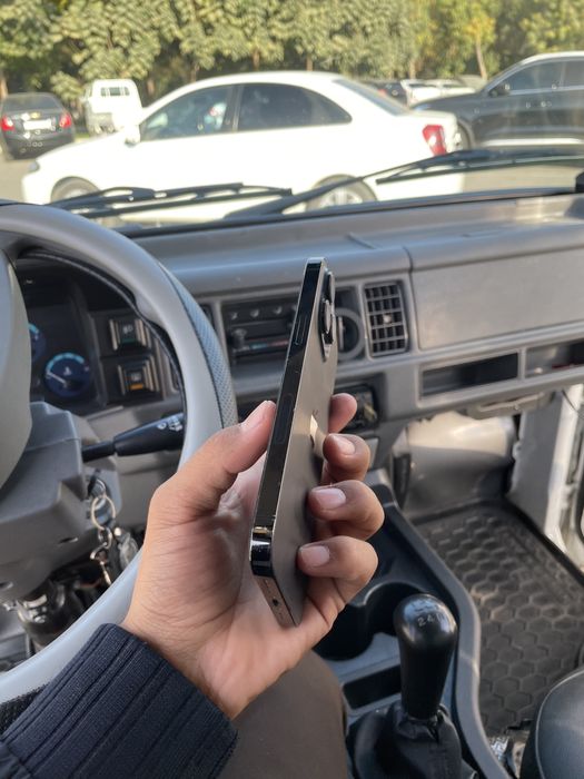 Iphone 14 pro max sotiladi