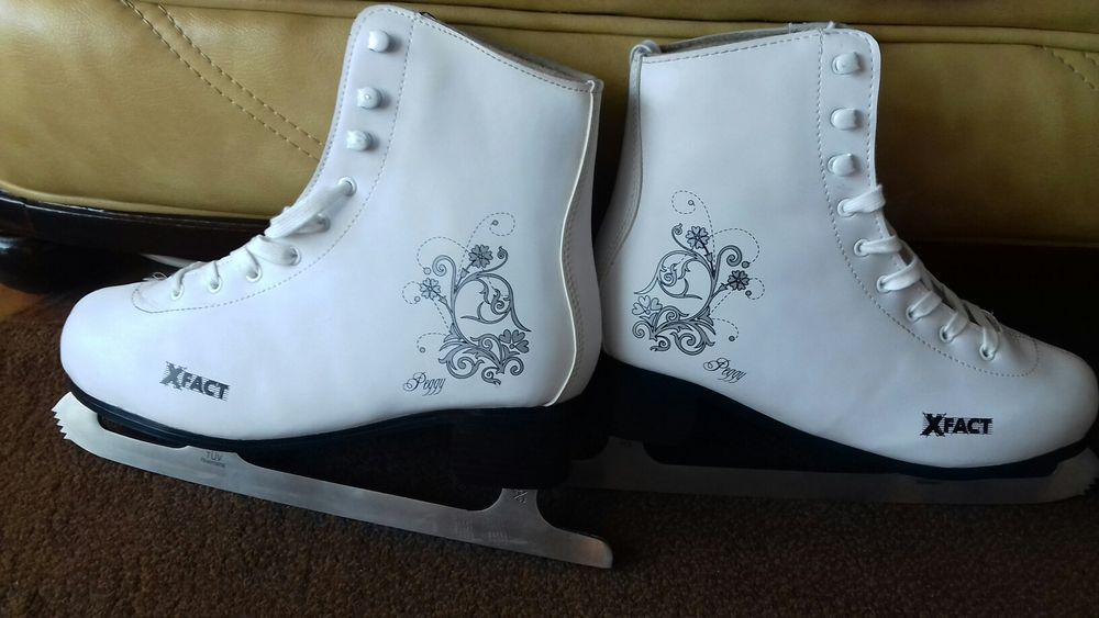 Patine noi Nefolosite Marimea 41,42