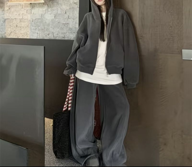 Женская спортивка