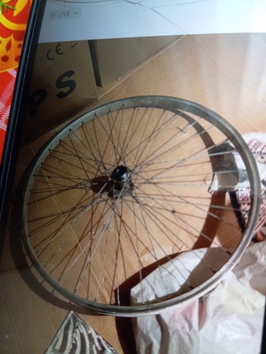 Vând roți bicicleta de piese