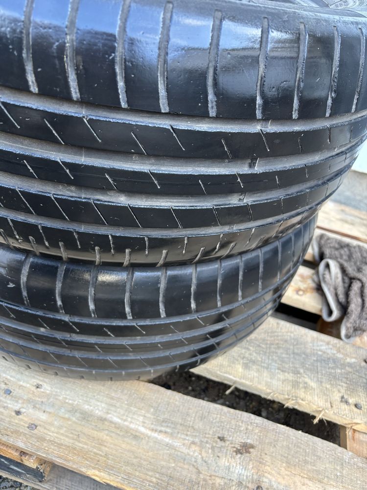 Set 2 anvelope 225 55 r17 vara goodyear