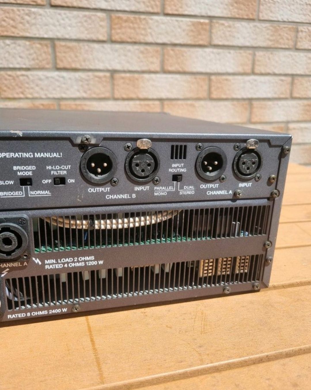 Dyanacord L2400 2x1200w