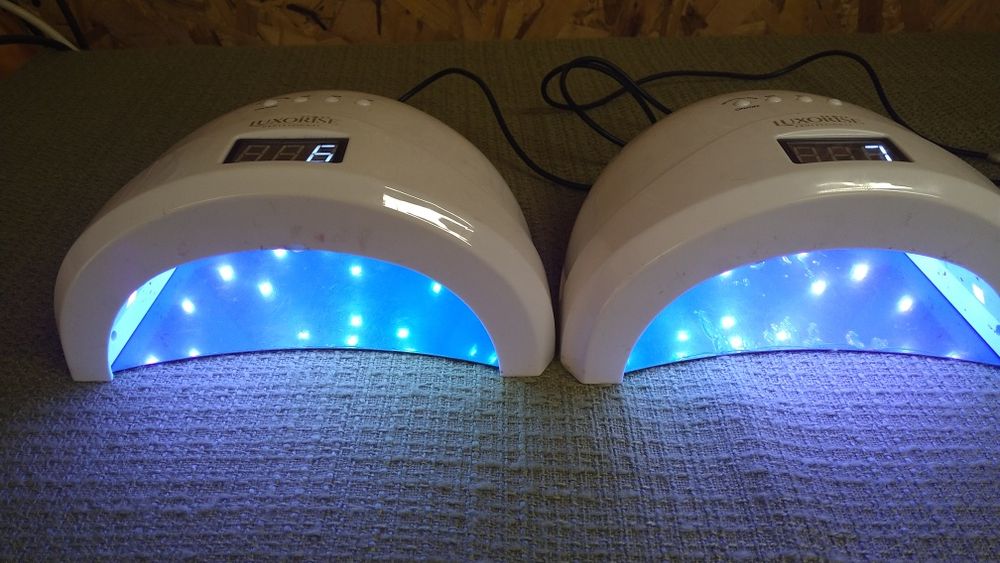 Set unghii – 2 lămpi UV Luxorise