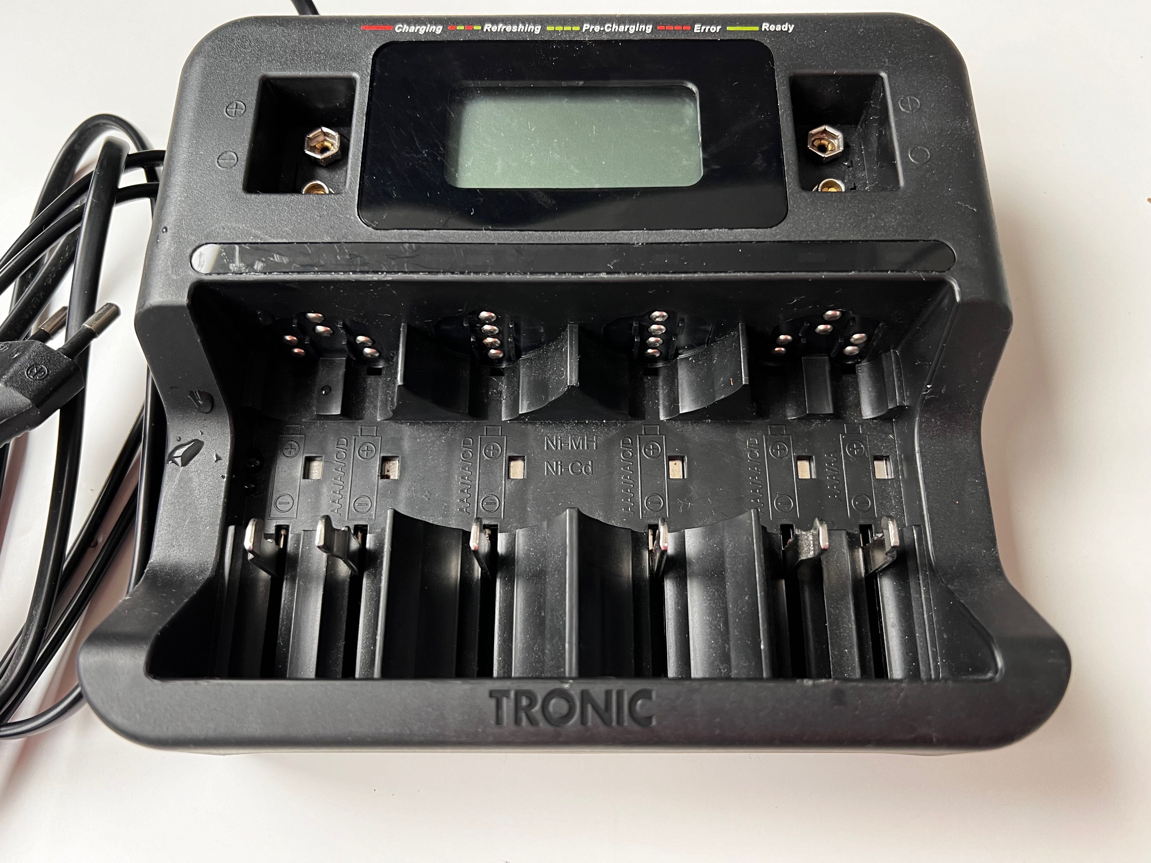 Tronic зарядно устройство с дисплей за NiMH батерии