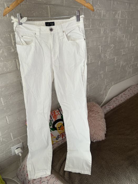 Дънки като нови Sinsay,Armani и др.