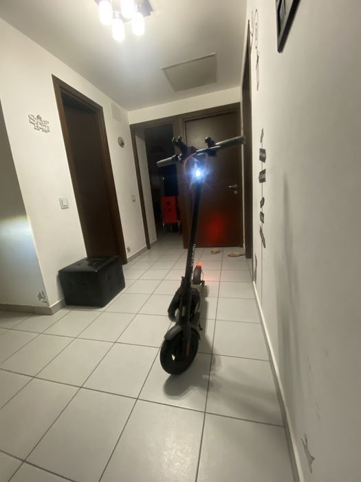 Trotineta electrica mi4 pro gen2 aproape noua + cauciuc nou