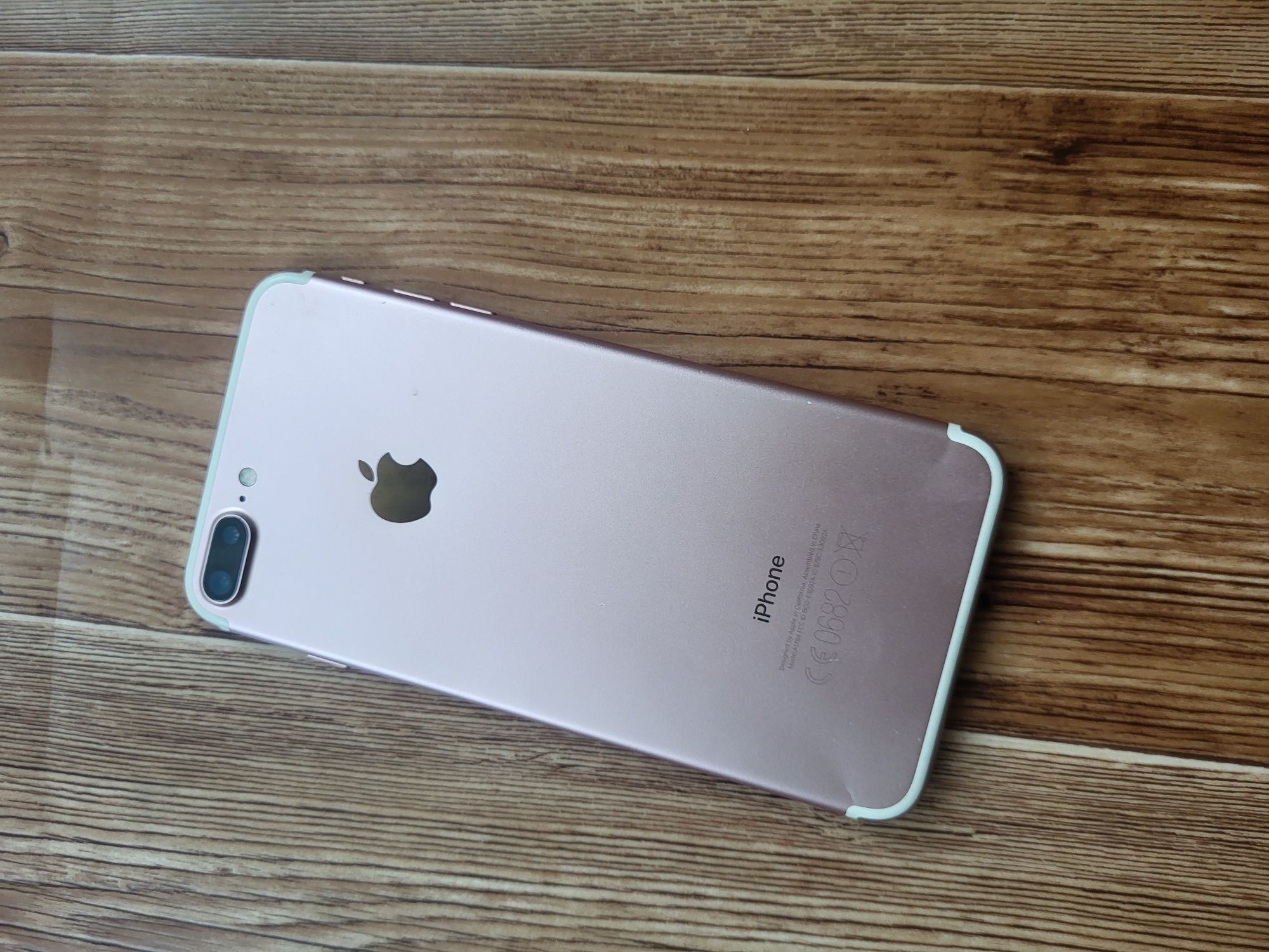 Apple iPhone 7+ айфон7+