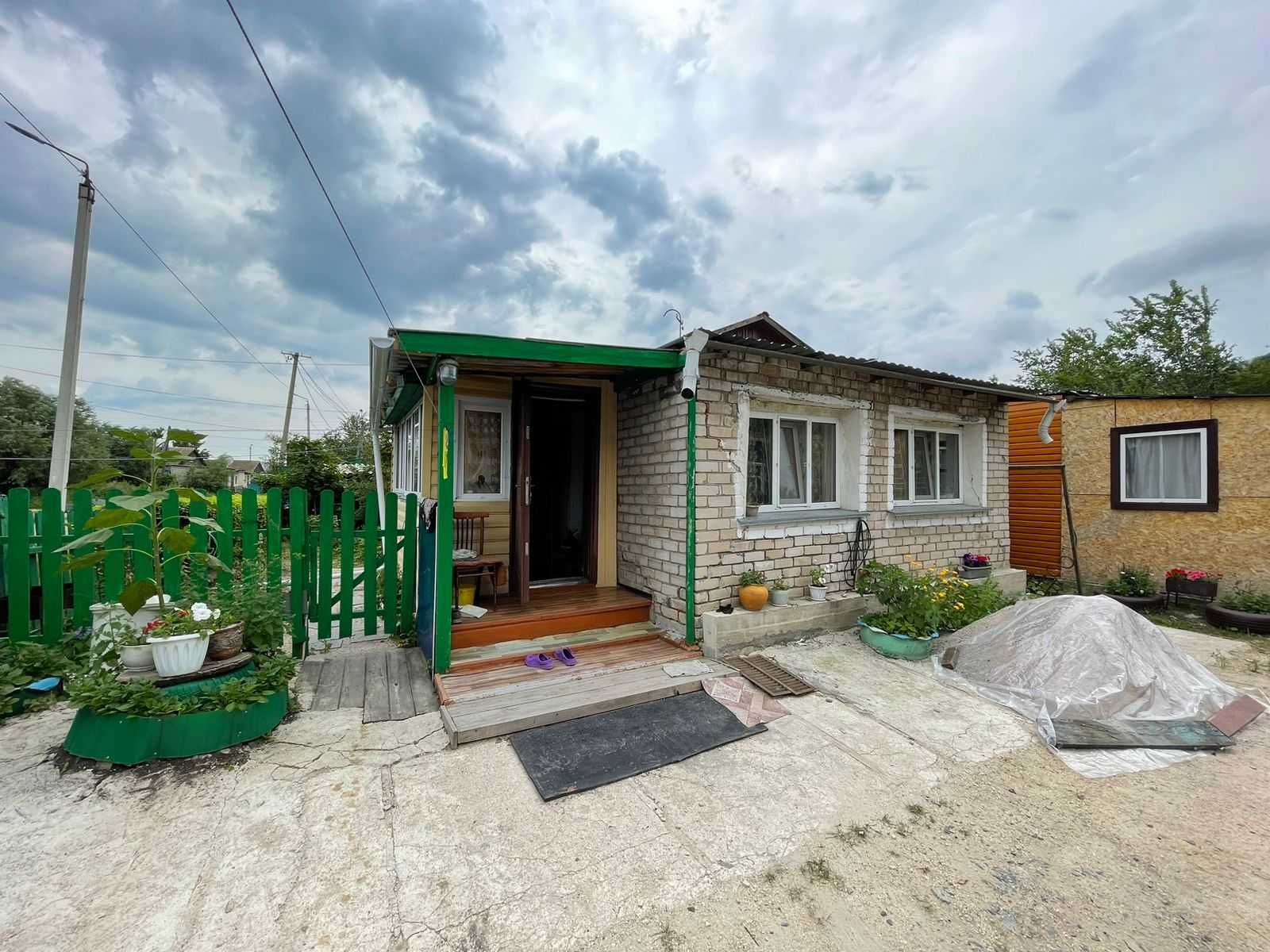 В продаже дом на четверых хозяев в районе Береке