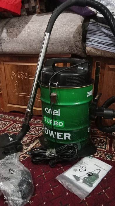 Пылесос Артел 21 литр 2000 ватт