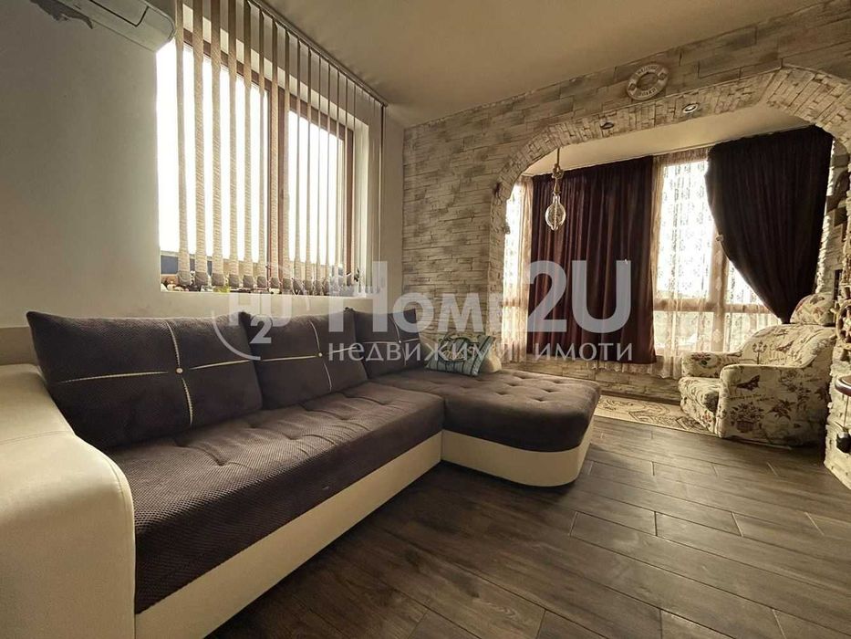 Продава се Двустаен апартамент в Варна, Аспарухово - 61 кв.м за 1309 €/кв.м - Снимка #1
