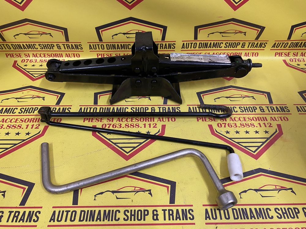 Cric auto punct sprijin original BMW X3 E 83 cod Oem 3403642