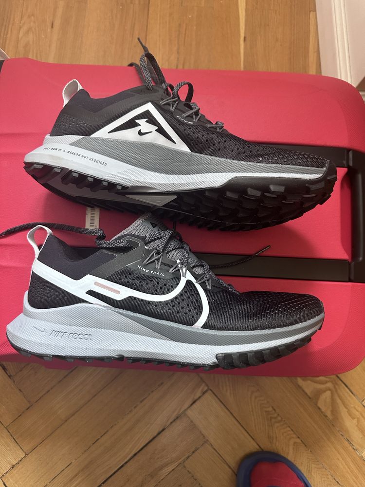 Nike React Pegasus Trail 4 оригинал, размер 9,5 US, 27,5 см