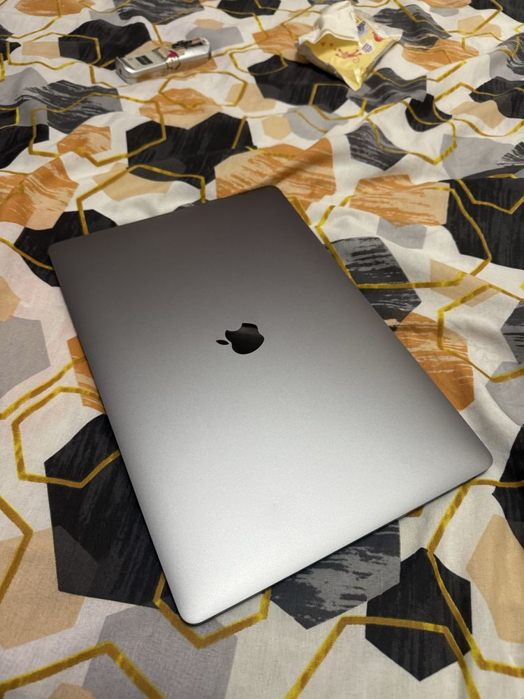 ТОП! Macbook 16' / i7 6-ядрен / Touchbar