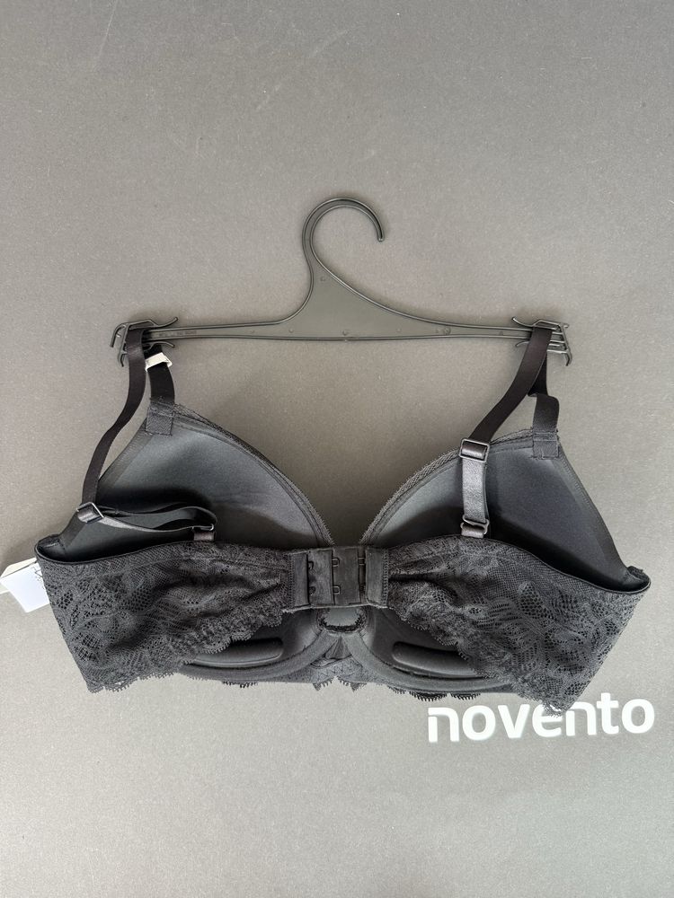 Черен сутиен Calvin Klein /80D/