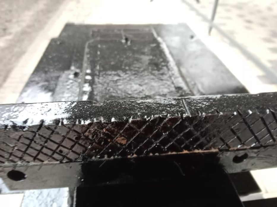 Тиса слесарная  со столом