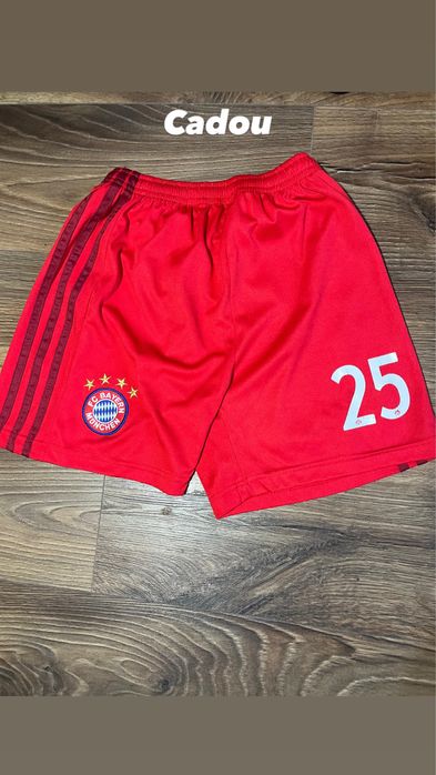 Tricou Fotbal Bayern Munchen 2012/2013 playerversion + short CADOU
