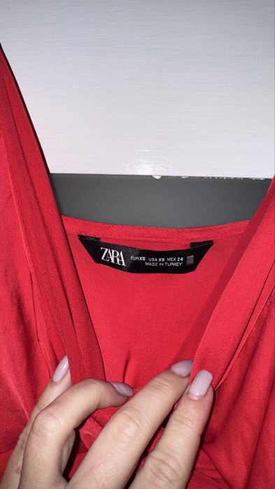 Rochie rosie zara xs satin