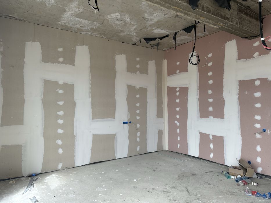 Execut Amenajari Interioare