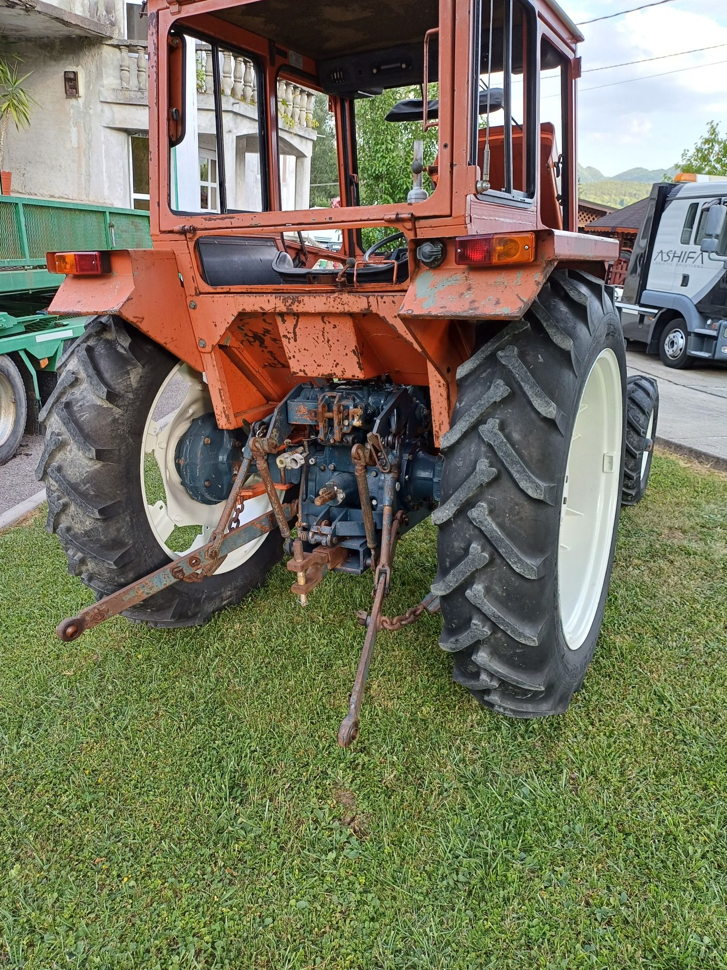 Tractor universal 640 utb fiat agri