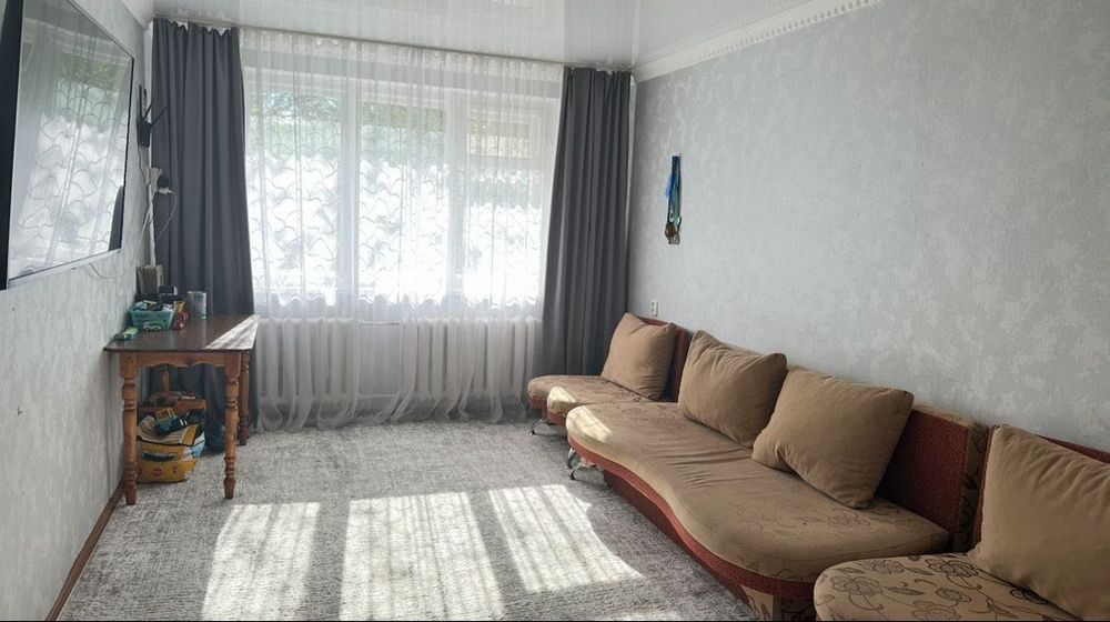 Продам двух комнатную квартиру.