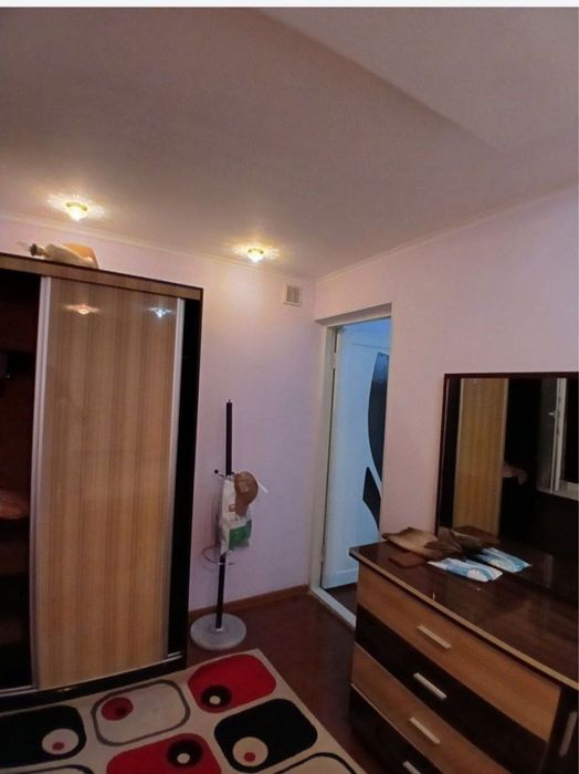 Yashnabod tumani Kadisheva bozori ropasida ijaraga kvartira