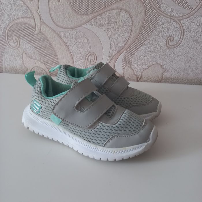 Кроссовки детские летние