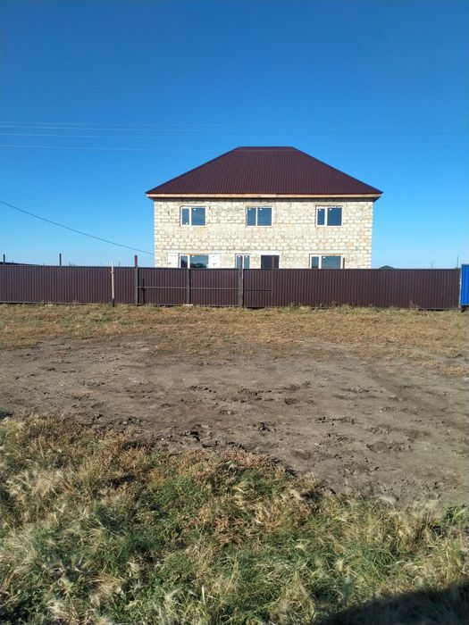 Продам дом в с.озерное