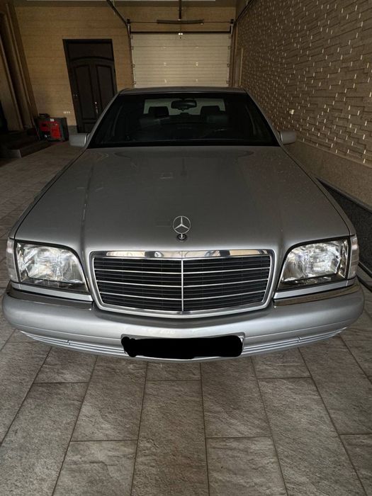 Mercedes-Benz W140, S320