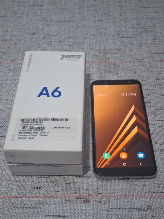 Samsung A6 sotiladi aybi yo
