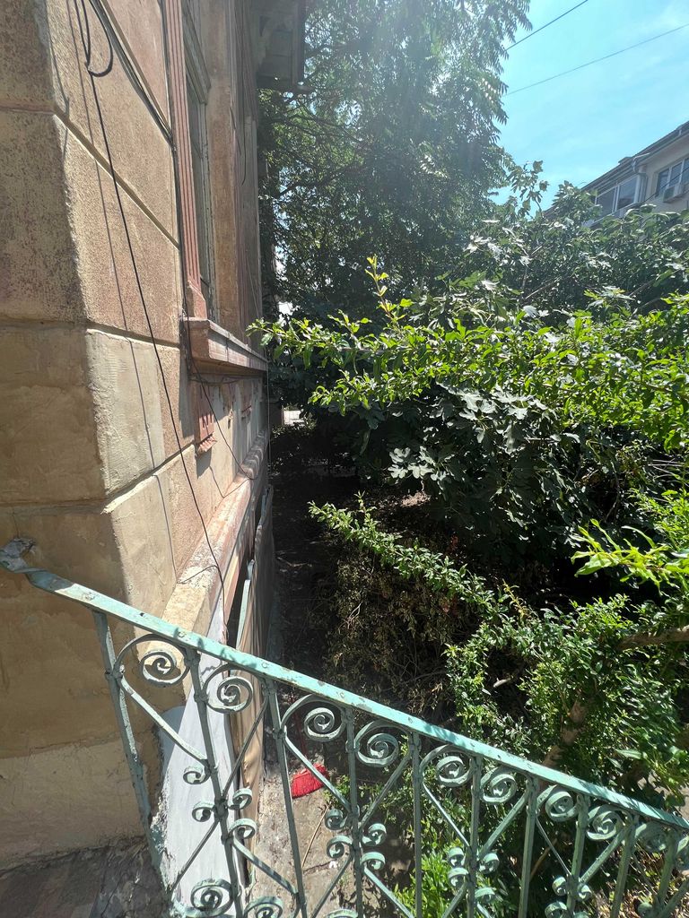 Дава се под наем Къща в Бургас, Възраждане - 100 кв.м за 250 € - Снимка #1