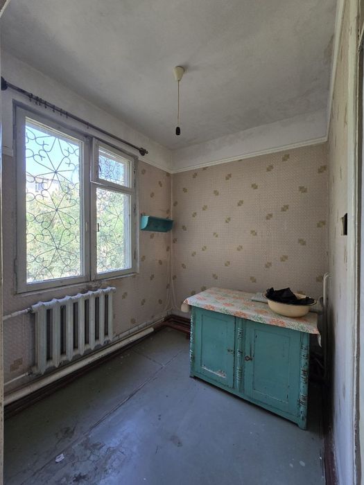 Продаю 2/2/4 м феруза