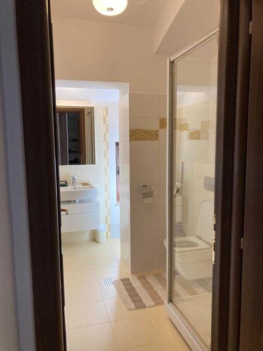 Proprietar inchiriez apartament lux zona de case Drumul Sarii, Afi