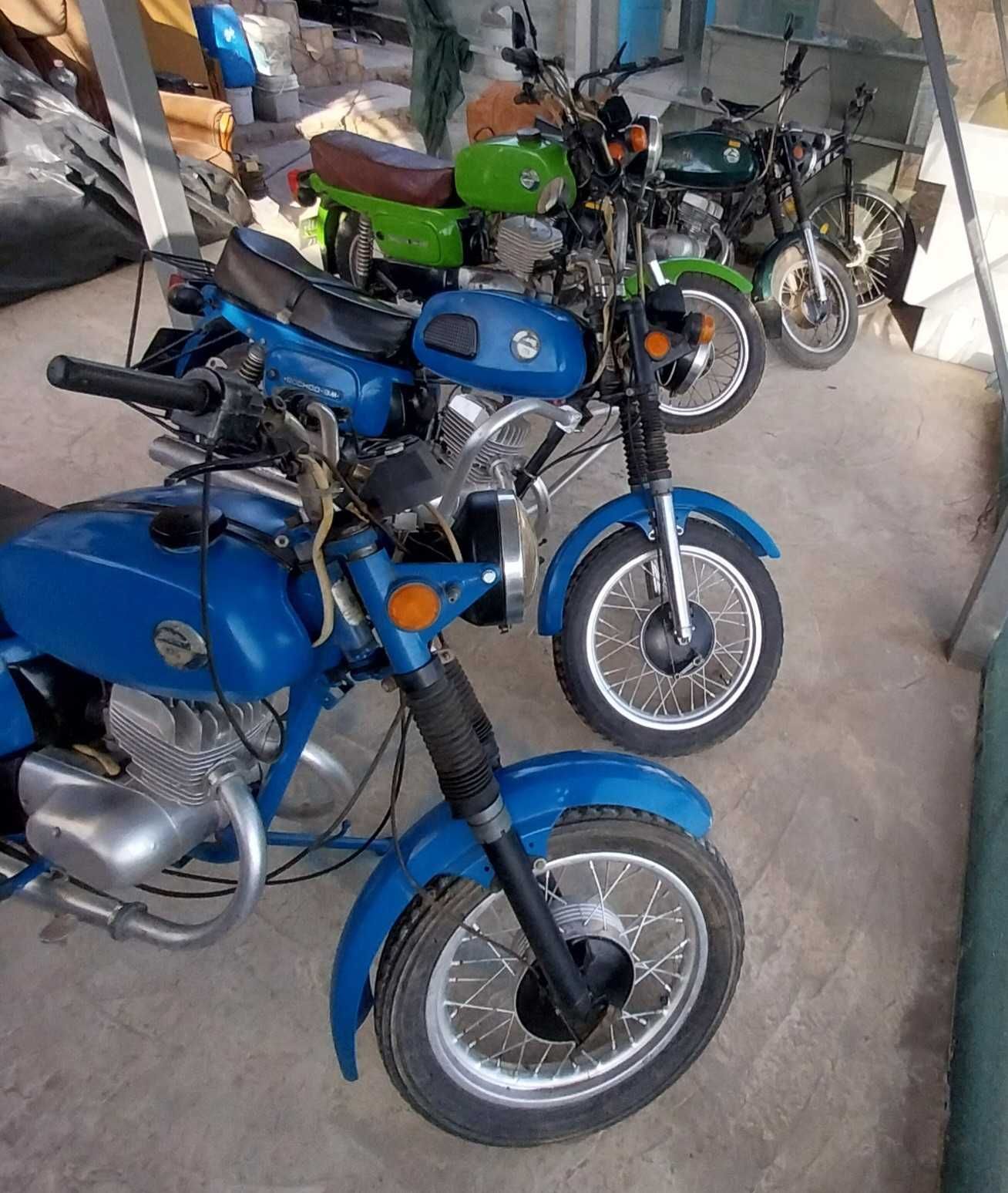 Motociclete Voshod 175 cm3