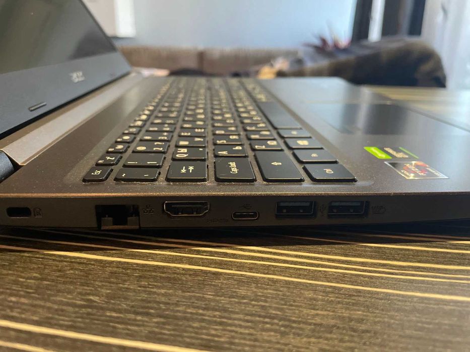 Acer Aspire 7 A715-42G