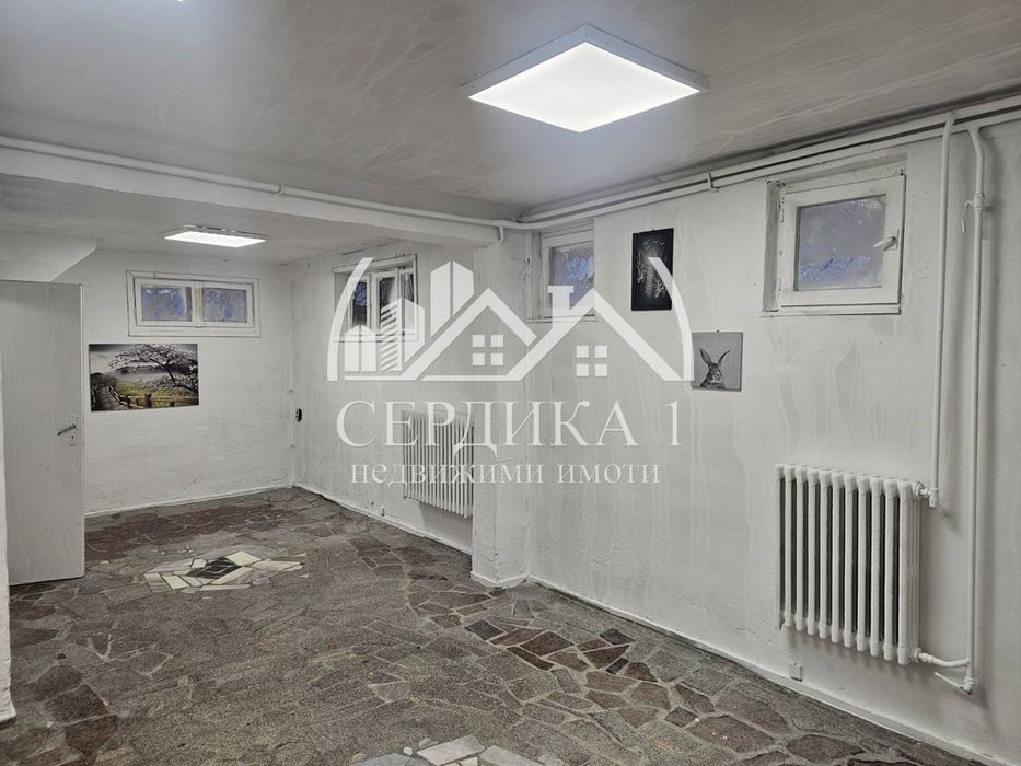 Дава се под наем Офис в София, Хиподрума - 50 кв.м за 448.8 € - Снимка #1