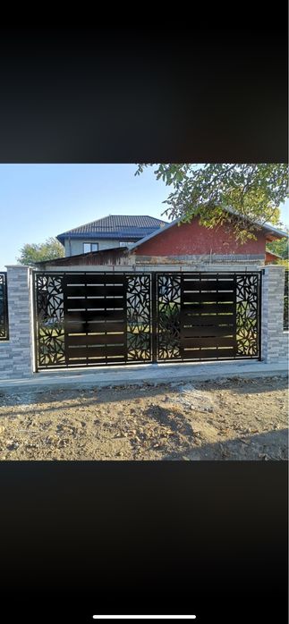 Plase decupate la laser